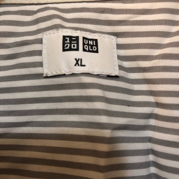 UNIQLO men’s grey striped button down oxford shirt - Picture 6 of 6